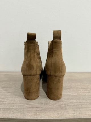 Chloé Lauren Scalloped Suede Ankle Western Boots Caramel Women's 38.5 / US 8.5