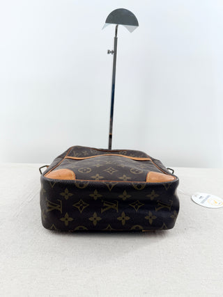 Louis Vuitton vintage monogram danube handbag