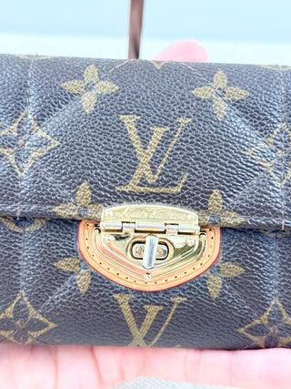 Louis Vuitton monogram etoile compact wallet