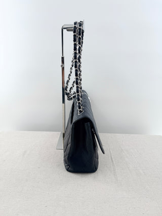 Chanel classic single flap jumbo bag caviar leather, jumbo