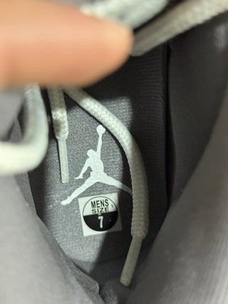 Nike Air Jordan 11 Retro (2021) High-Top Sneakers Cool Grey Men's Size US 7