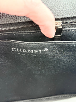 Chanel classic single flap jumbo bag caviar leather, jumbo