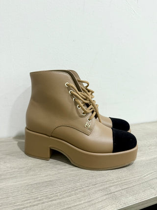 NWT Chanel Colorblock Cap Toe Lace-Up Platform Boots Tan/Black Women's EU 37.5