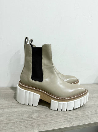 Stella McCartney Emilie Faux-Leather Platform Chelsea Boots Beige Women's EU 40