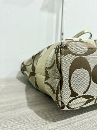Coach signature tote bag medium monogram