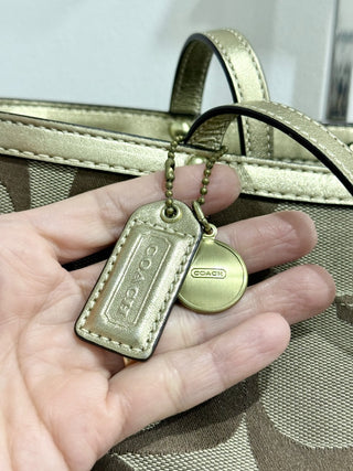 Coach signature tote bag medium monogram