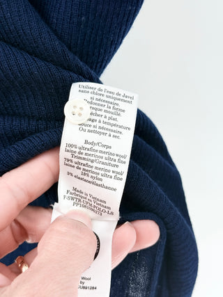 Everlane 100% merino wool sweater, M