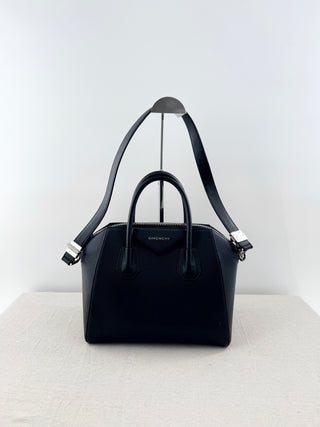 Givenchy small antigona leather bag