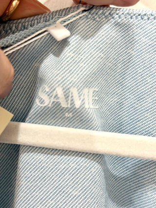 Same bikini set with floral detail, M