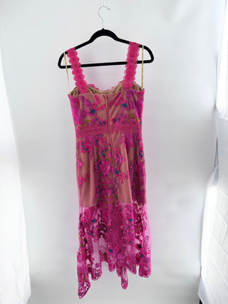 Bronx & Banco Eva Embroidered Floral Mesh Bodycon Midi Dress Fuchsia Pink M