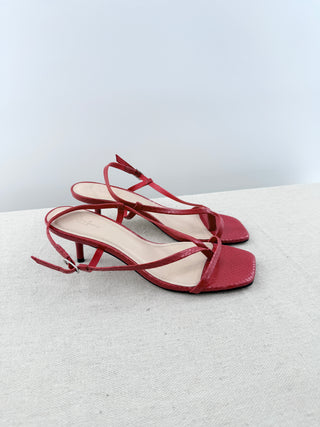 22 eleve leather low heel sandals, 37.5