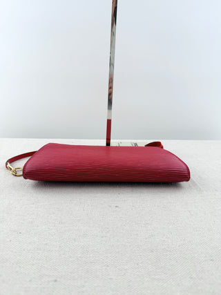 Louis Vuitton epi leather pochette accessories bag