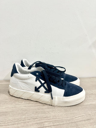 Off-White Low Vulcanized Canvas and Suede Sneakers White/Navy Women's EU 38