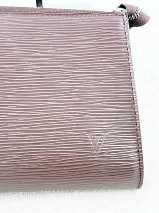 Louis Vuitton epi leather pochette accessories bag