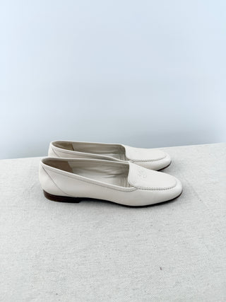 Chanel leather loafers with CC logo, 37.5