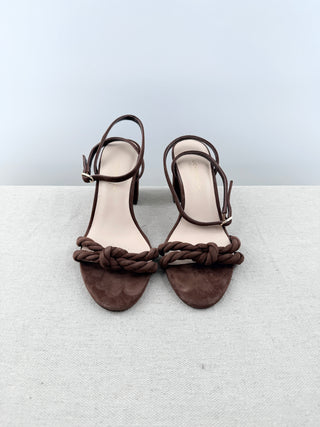 Tuckernuck block heel sandals suede, 8