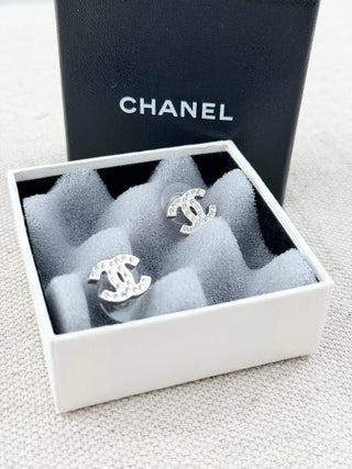 Chanel boucles oreille rhinestone CC stud earrings