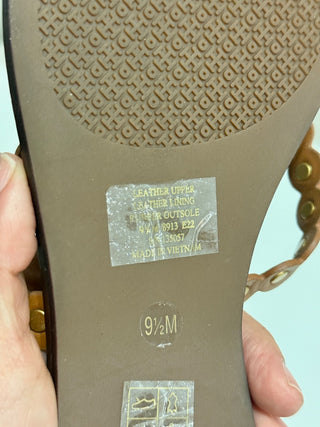 NWT Tory Burch Benton Scalloped Slip On Flat Thong Sandals Brown Womens Size 9.5