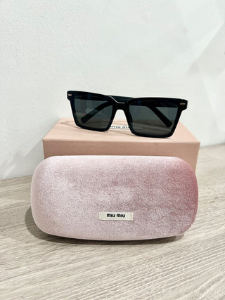 Miu Mu black sunglasses SMU 18 z