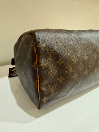 Louis Vuitton speedy 30 monogram top handle bag