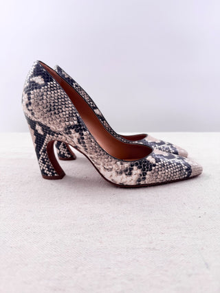 Chloe Snake-Embossed Leather Slip On Inverted Heel Pump Beige Black EU 36.5