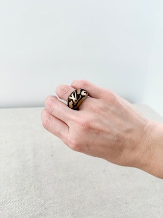 Louis Vuitton leo monogram wood ring, M