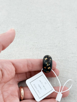 Louis Vuitton silvania wood monogram ring, M