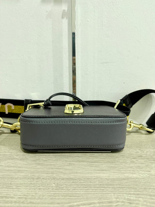 Marc Jacobs the snapshot leather bag with strap