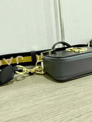 Marc Jacobs the snapshot leather bag with strap