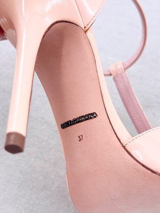 Dolce and Gabbana T strap patent leather heel pumps, 37
