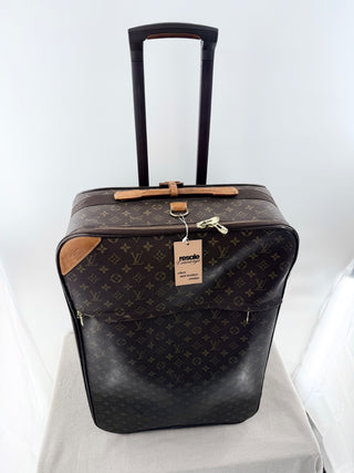 Louis Vuitton monogram horizon suitcase 70