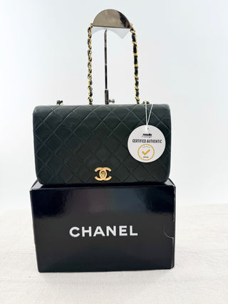 Chanel Vintage quilted lambskin flap bag