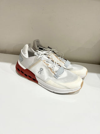 On Cloudnova Low Top Running Sneakers With Maroon Soles White Men's Size 12 M