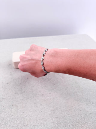Isa Grutman Jasmine Vine Diamond Bracelet, 17cm