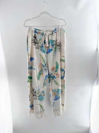 spiaggia dolce tropical print pants featuring embroidered lace detailing, and elastic drawstring waistband with tassel ties, L
