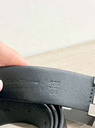 Ferragamo New Men's Black Leather Belt, 46