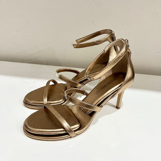 NWOT Tamara Mellon Metallic Mid Heel Strappy Sandals Gold Women's Size US 10