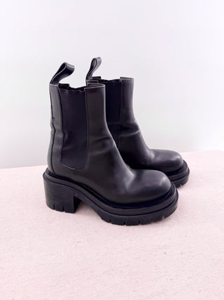 Bottega Veneta chunky sole boots leather, 36.5