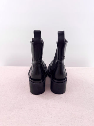 Bottega Veneta chunky sole boots leather, 36.5