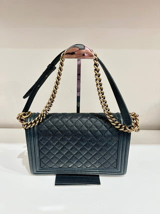 CHANEL caviar leather boy bag new medium  gold hardware, new medium