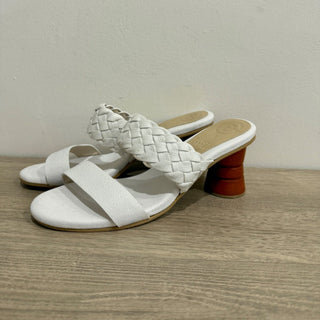 NWT Garces Bottier Woven Strap Round Block Heel Slide Sandals White Womens EU 38