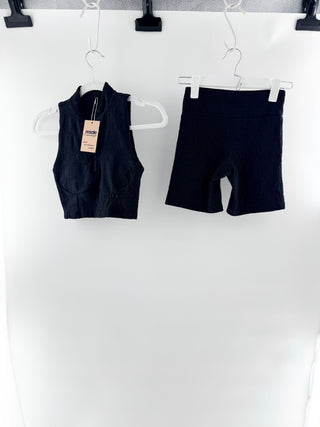 Devon Windsor workout set textured sleeveless top and cycle shorrts, XS