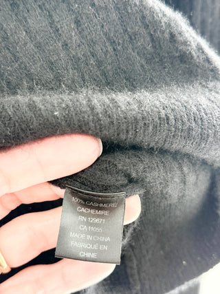 360cashmere cashmere knit sweater featuring crew neckline, long raglan sleeves, and ribbed texture, S