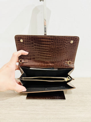 NWOT Max Mara Crocodile Texture Leather Clutch Wallet Brown