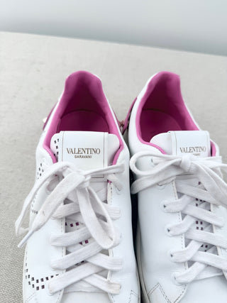 Valentino Garavani Backnet Rockstud Leather Low Top Sneakers White Pink EU 37