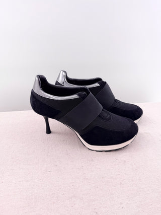 Sneex Slip On Round Toe The Icon Hy-Heel Sneaker Black Silver Women's Size US 10