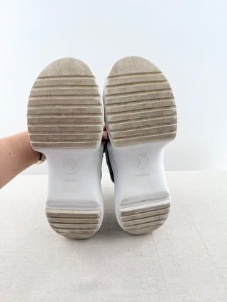 Louis Vuitton LV archlight sneakers in damier graphite, 39