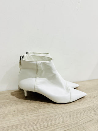 Alexandre Birman Leather Pointed Toe Kitten Heel Ankle Bootie White Womens EU 40