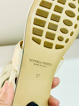 NWT Bottega Veneta The Band Leather Flat Slide Sandals Cream Women's Size EU 37