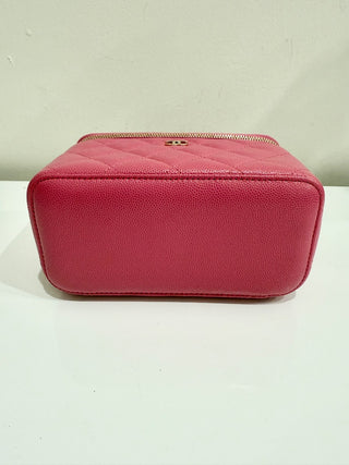 Chanel Caviar Quilted Small Vanity Case Crossbody Bag With Chain Pink
